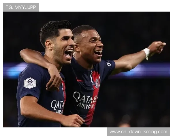 维蒂尼亚与李刚仁中场碰撞,火花与激情